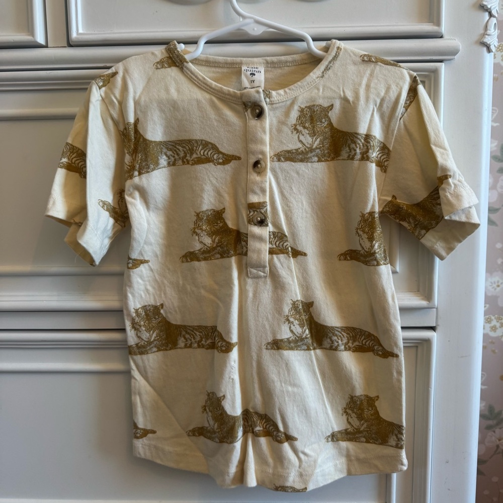 Kate Quinn Tiger Henley Tee W/ Flaw